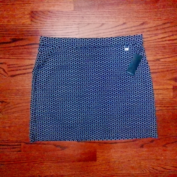 NWT Rafaella Size XL Black and White Skort - Picture 1 of 4
